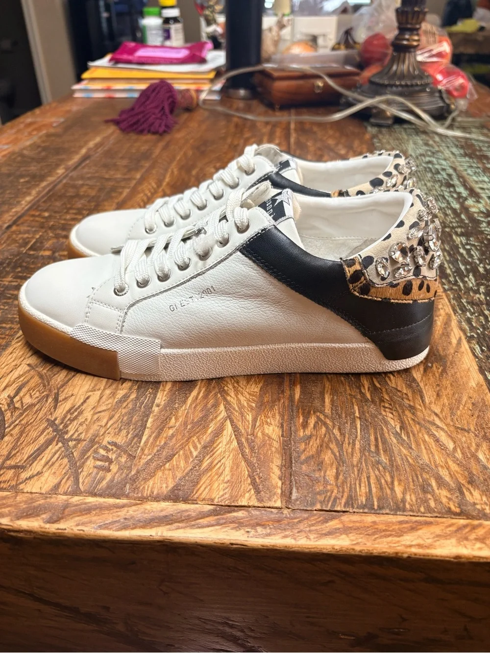 Gianni Bini White Black Leopard Crystal Heel Low Top Leather Sneakers Size 9
